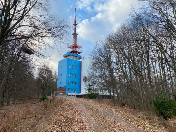 Vysielač Nad oborou, Trenčianska Závada
