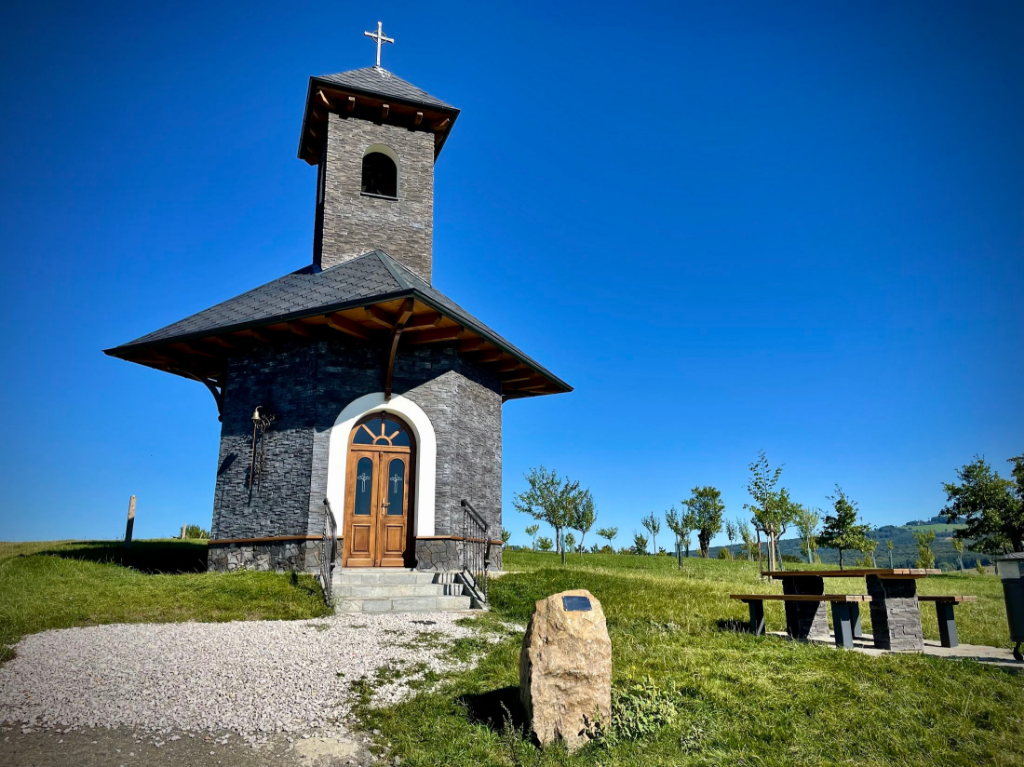 1. Zvonice Suchá Loz