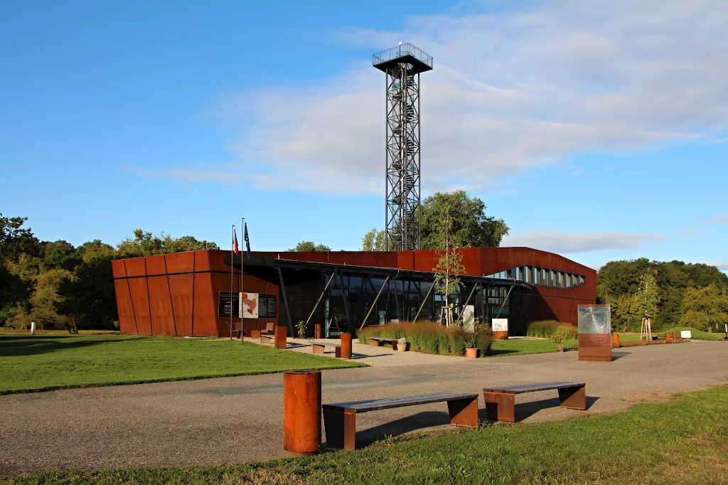 2025 - 04) Slovanské hradiště Mikulčice