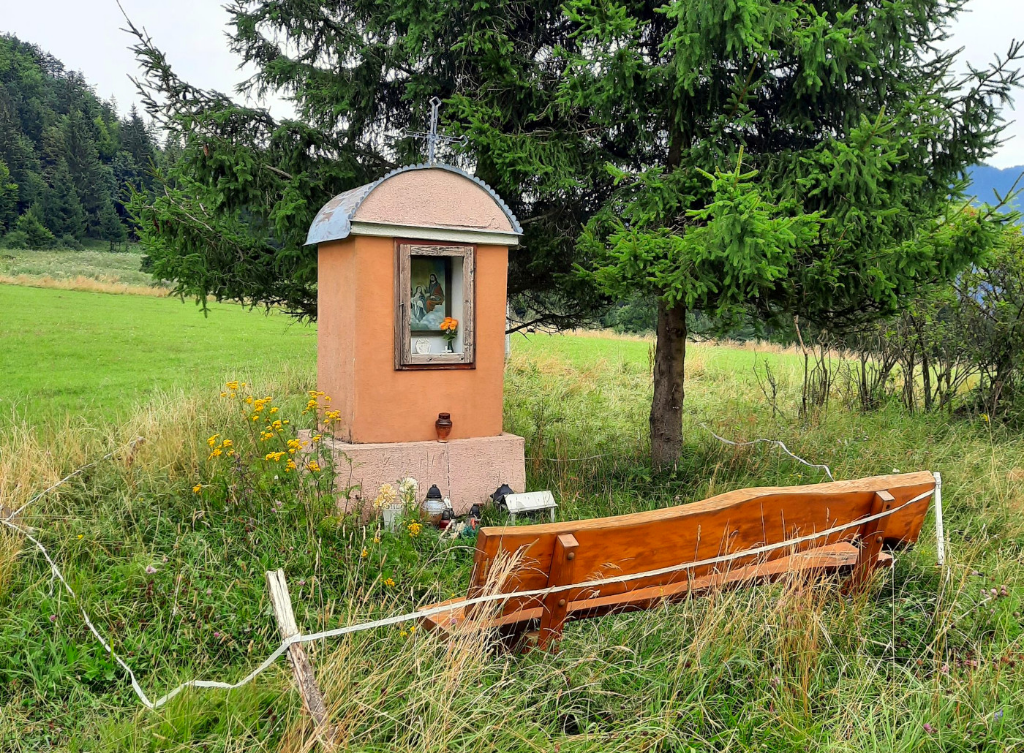 Lavička Studničná