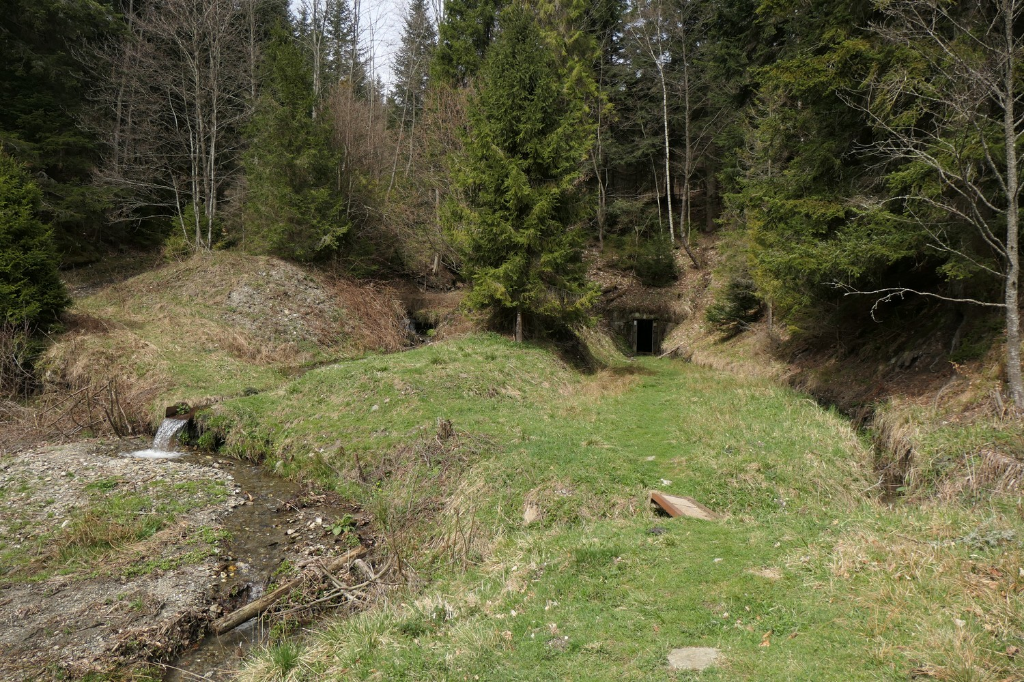 Tereziánska štôlňa - vchod, Smolník