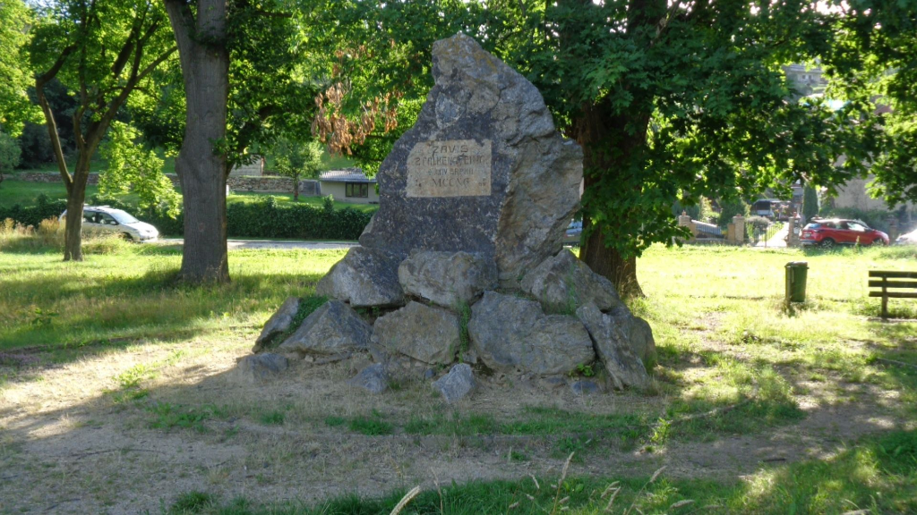 Hluboká nad Vltavou - Závišův pomník