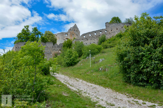 2022/17 Topolčiansky hrad